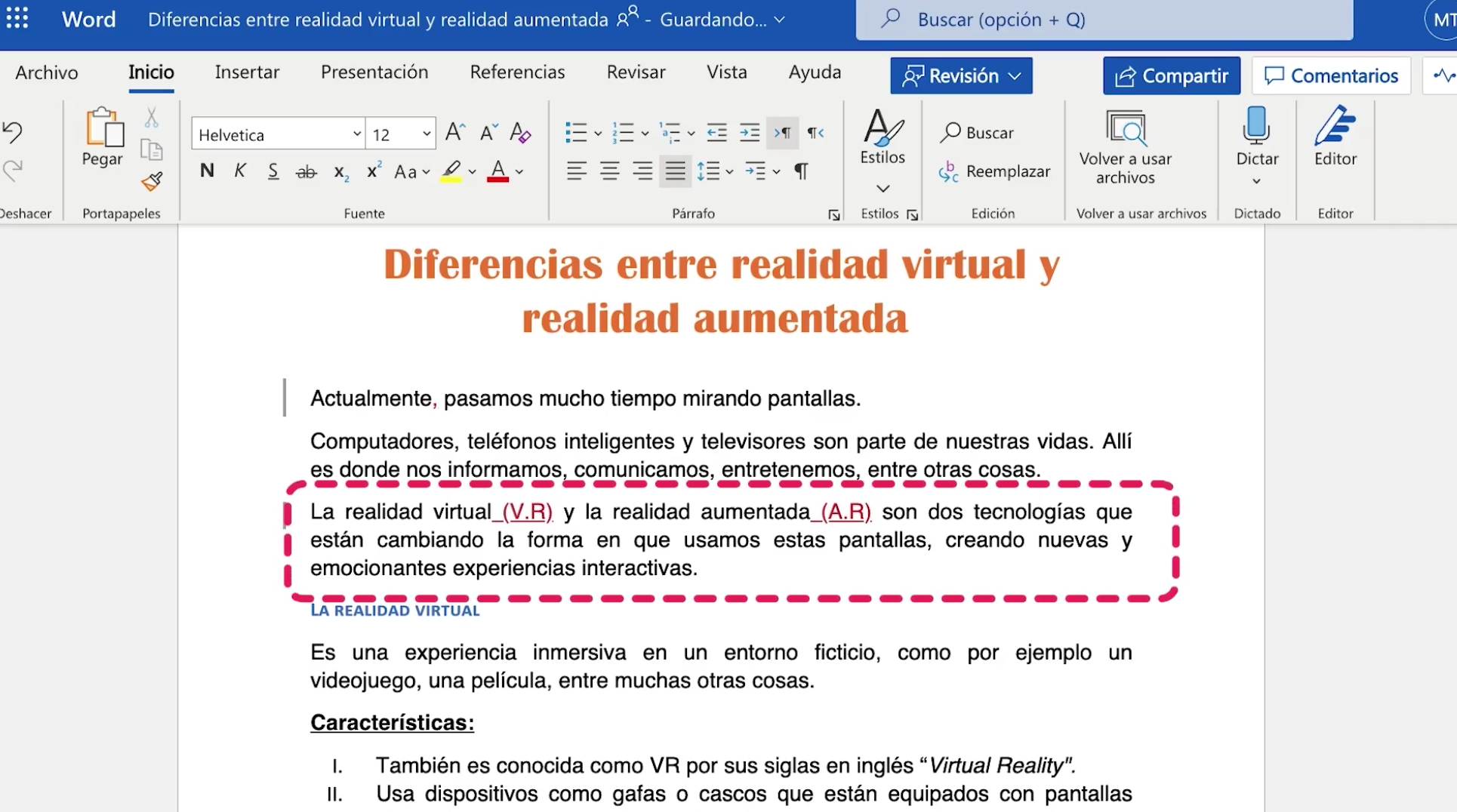 Diferencia entre texto de documento normal y sugerencia realizada en documento de Word 365